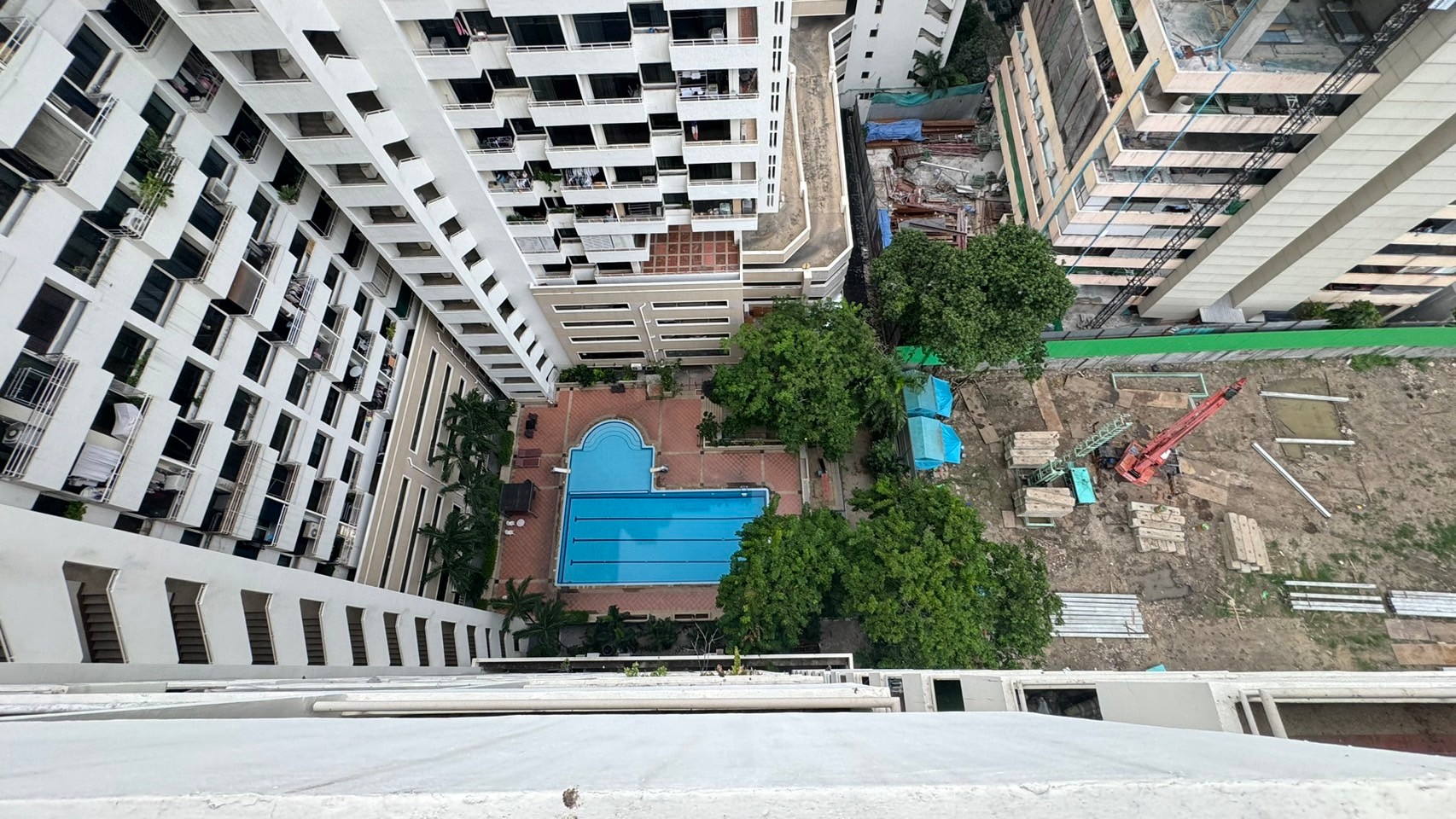 คอนโด Saranjai Mansion (สราญใจ แมนชั่น) 1 ห้องนอน 1 ห้องน้ำ ขนาด 62 ตรม. ชั้น 19 ทิศเหนือ วิว สระว่ายน้ำ