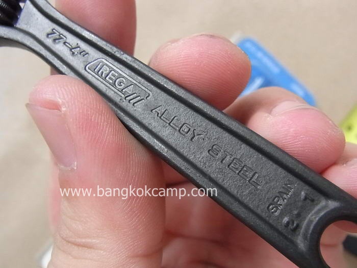 ประแจเลื่อน IREGA ขนาด 4 นิ้ว สเปน Made in Spain ใหม่ แท้. (แพ็คฟ้า)