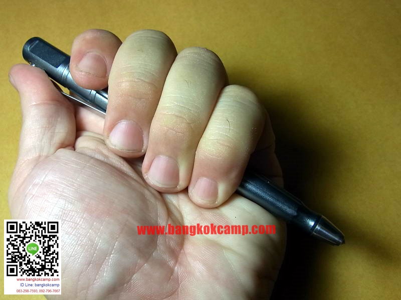 ปากกา Tactical สีฟ้า ปลายคาร์ไบท์(กระแทกกระจกได้) ปลายคาร์ไบท์แข็งมากใช้ขูด-เขียนโลหะได้