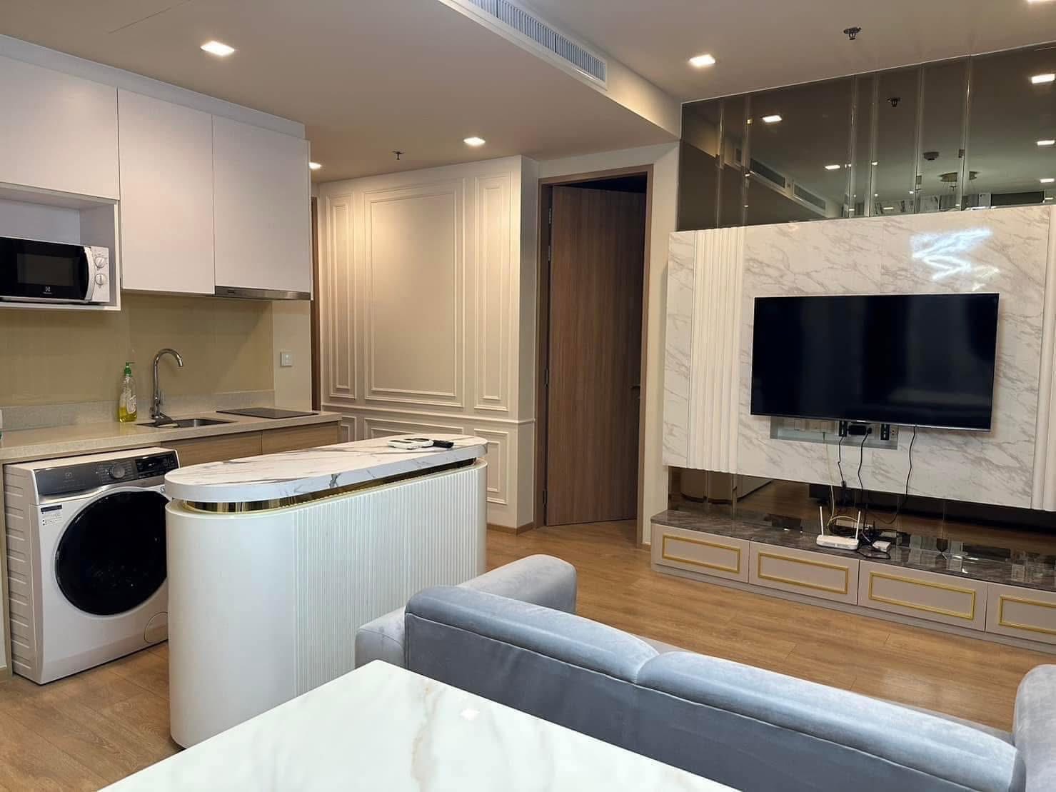 ปล่อยเช่า Noble Around 33 (โนเบิล อะราวน์ 33) — Prime Sukhumvit Location