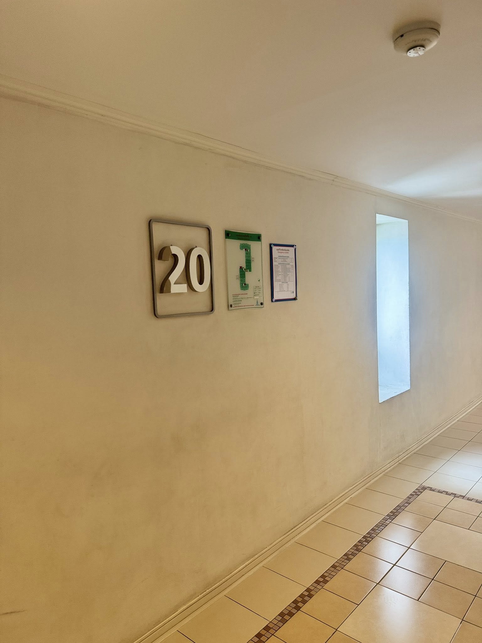 ขาย / เช่า คอนโด Lumpini Place Pinklao 2 (ลุมพินี เพลส ปิ่นเกล้า 2) ชั้น 20 ขนาด 38.60 ตร.ม. วิวถนนใหญ่ พร้อมเข้าอยู่ได้เลย