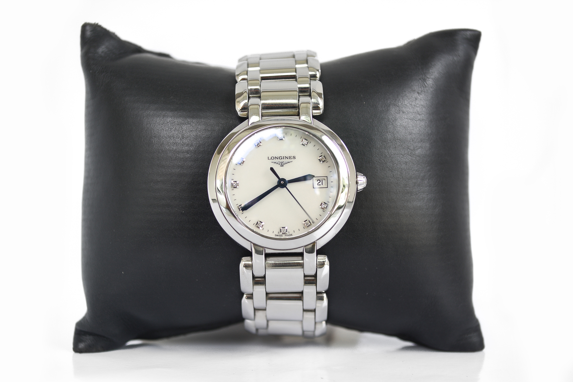 Longines Primaluna Quartz ฝังเพชร หน้ามุก