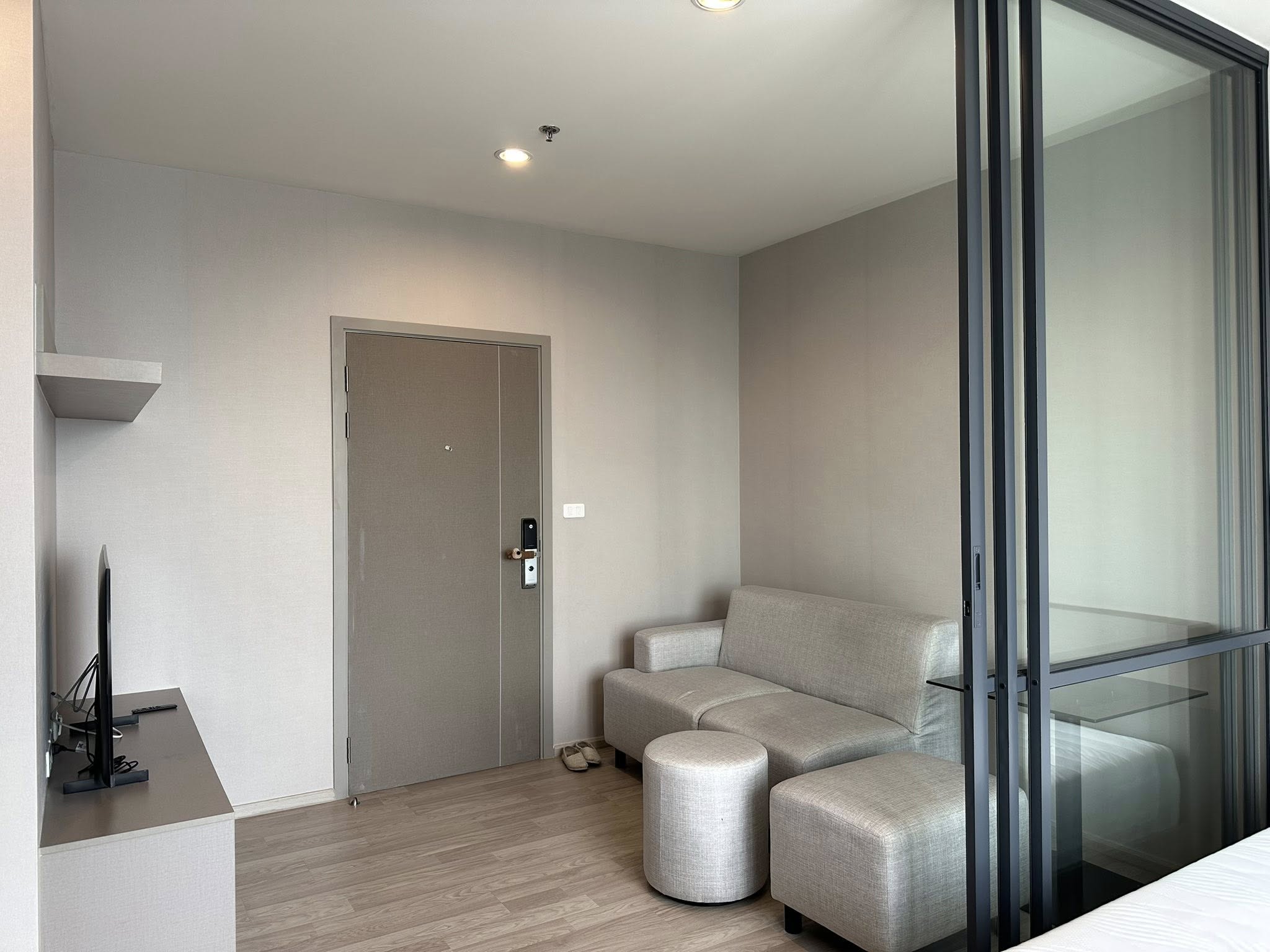 ðĄâĻ āđāļŦāđāđāļāđāļēāļāļāļāđāļ āđāļāļāļĩāđāļ āđāļĄāļāļī āļŠāļļāļāļļāļĄāļ§āļīāļ āļāļĩāļŠāļāđāļāļāļĒāļāđ / Ideo Mobi Sukhumvit Eastpoint âĻ