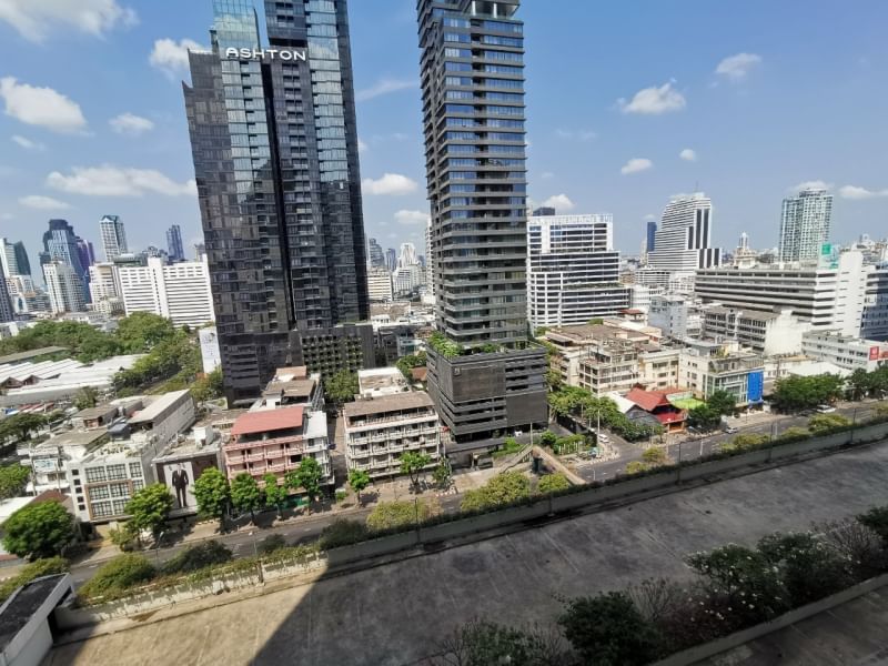 ขาย /ให้เช่าคอนโดติดถนนสีลมคอนโดใกล้ BTSช่องนนทรี คอนโดไอทีเอฟ-สีลมพาเลช 200เมตร จากBTSช่องนนทรี