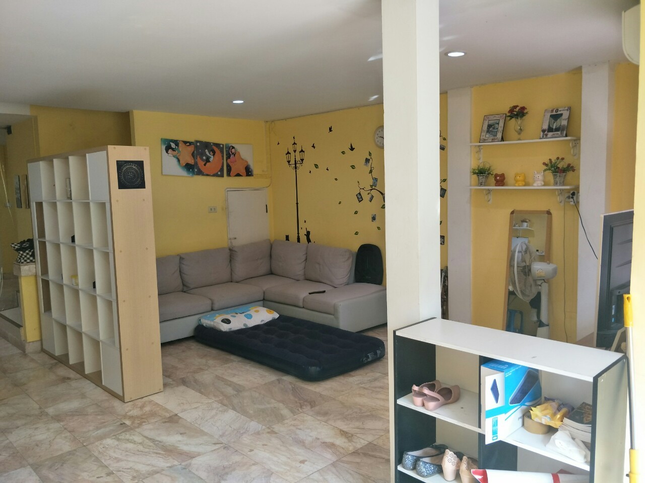 ขายทาวน์เฮ้าส์ 2 ชั้น ซื้อบ้านมีเงินทอน โครงการหมู่บ้าน คัทลิยา วิลล์ ลำลูกกา คลอง 3 — ติดถนนใหญ่ ไม่ต้องเข้าซอยย่อย