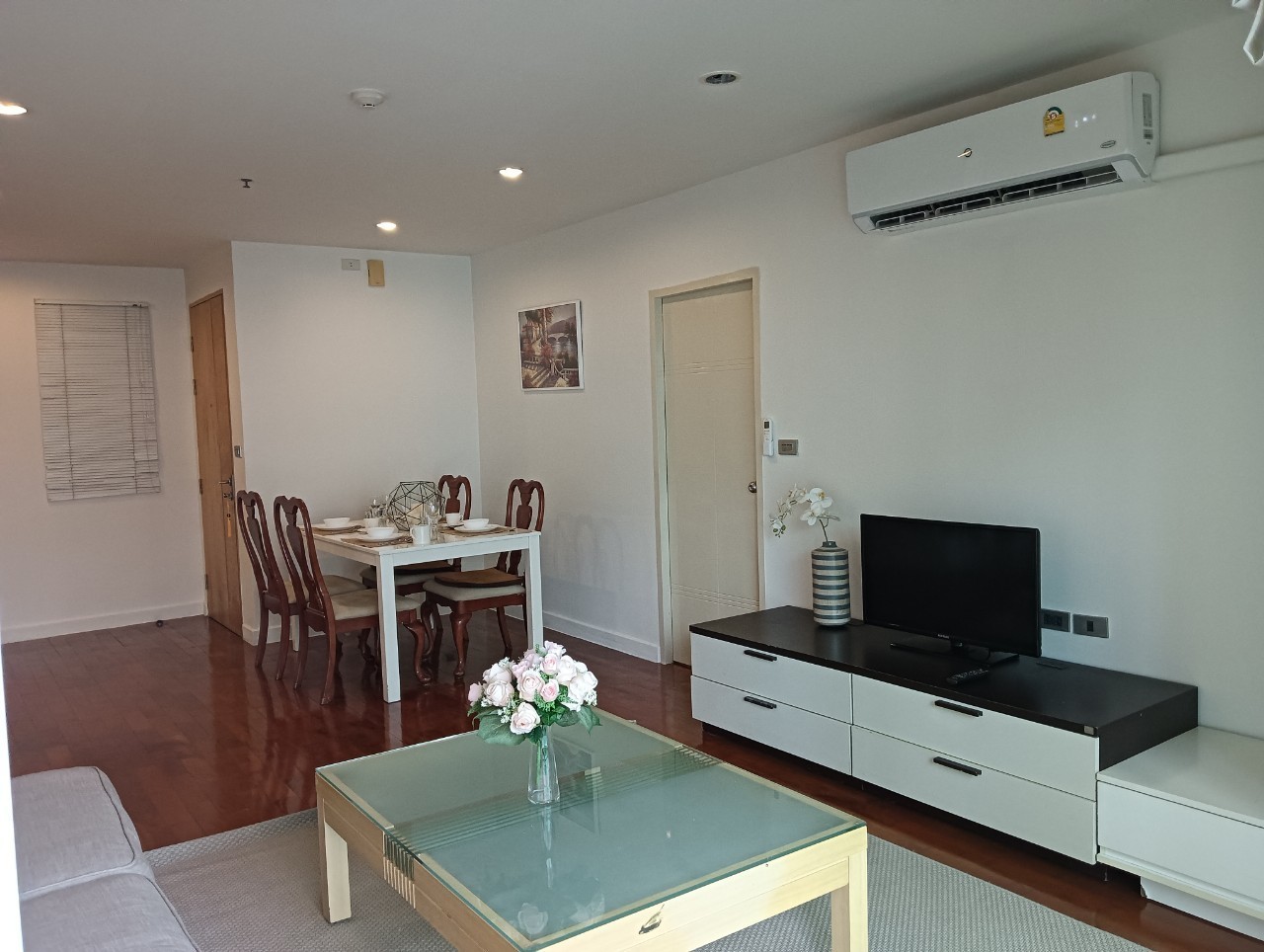 ให้เช่าคอนโด Baan Siri Silom (บ้าน สิริ สีลม) ขนาดพื้นที่ใช้สอย 60.72 ตารางเมตร 1 ห้องนอน