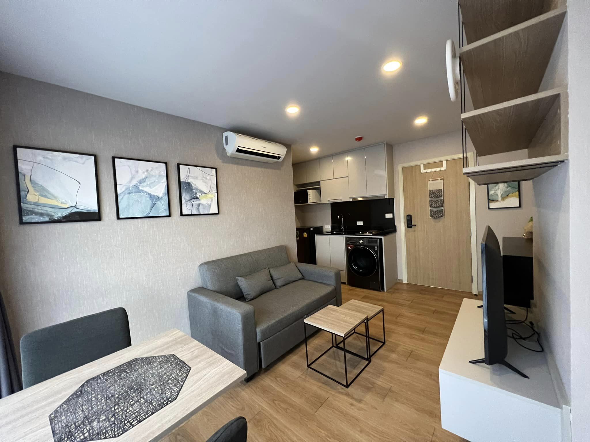 ให้เช่าคอนโด เฟ-ลิค รัชดา 36 (Felic Ratchada 36) ขนาด 30 ตรม. 1 ห้องนอน 1 ห้องรับแขก 1 ห้องน้ำ ชั้น 7 ห้องริม