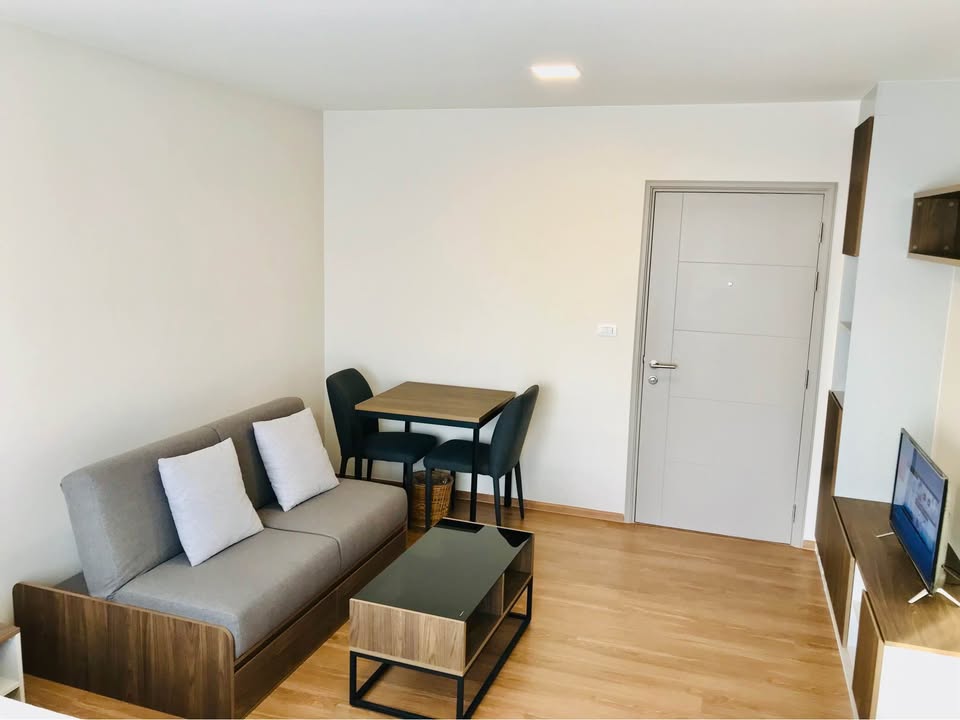 ðĄâĻ āļāļēāļĒ / āđāļŦāđāđāļāđāļēāļāļāļāđāļ āļāļĩāļāļāļāđāļ āļāļēāļĢ-āļāļĢāļąāļ / Dcondo Tann-Charan âĻ