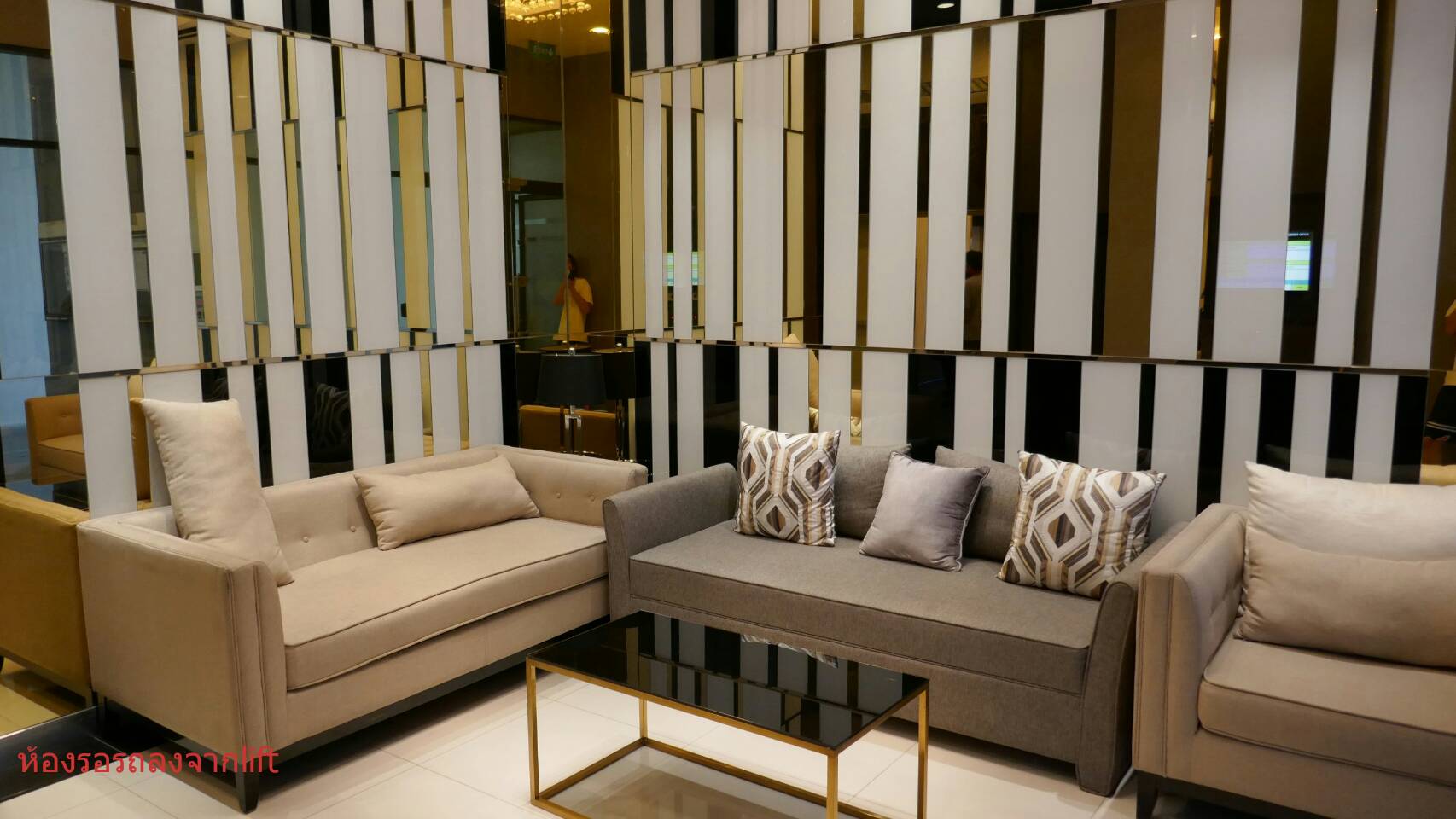 ขายคอนโด Knightsbridge Sky River Ocean (ไนท์บริดจ์ สกาย ริเวอร์ โอเชี่ยน) 1 ห้องนอน วิวโค้งแม่น้ำ