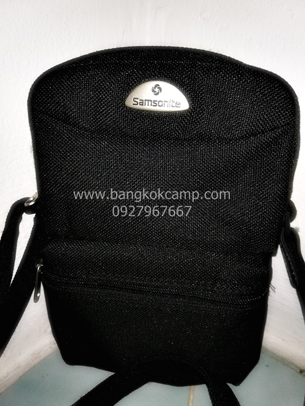 Samsonite กระเป๋าสะพาย เหมือนใหม่ สภาพดี ใบเล็ก พร้อมใช้