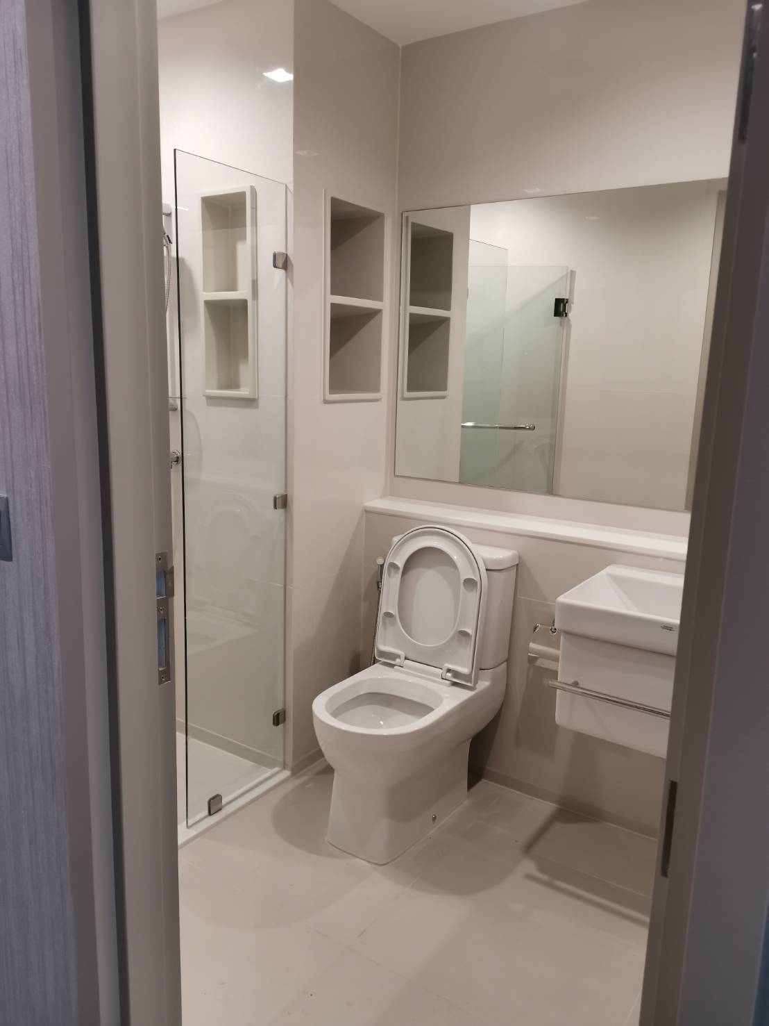 ให้เช่าคอนโด Life Ladprao (ไลฟ์ ลาดพร้าว) แบบ Studio ชั้น 15 ห้องเป็นแบบ ขนาด 28.06 ตารางเมตร