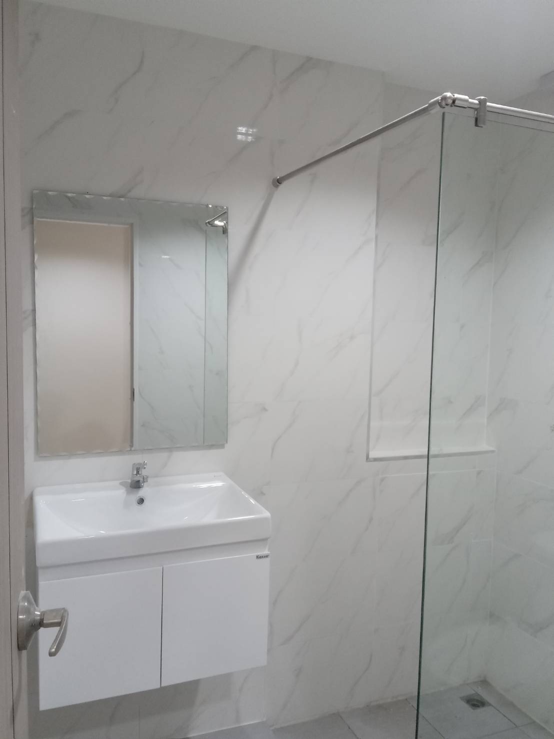 ขายทาวน์เฮ้าส์ 2 ชั้น ปรับปรุงรีโนเวทใหม่ทั้งหลัง หมู่บ้านรินทร์ทอง ลำลูกกา คลอง 2