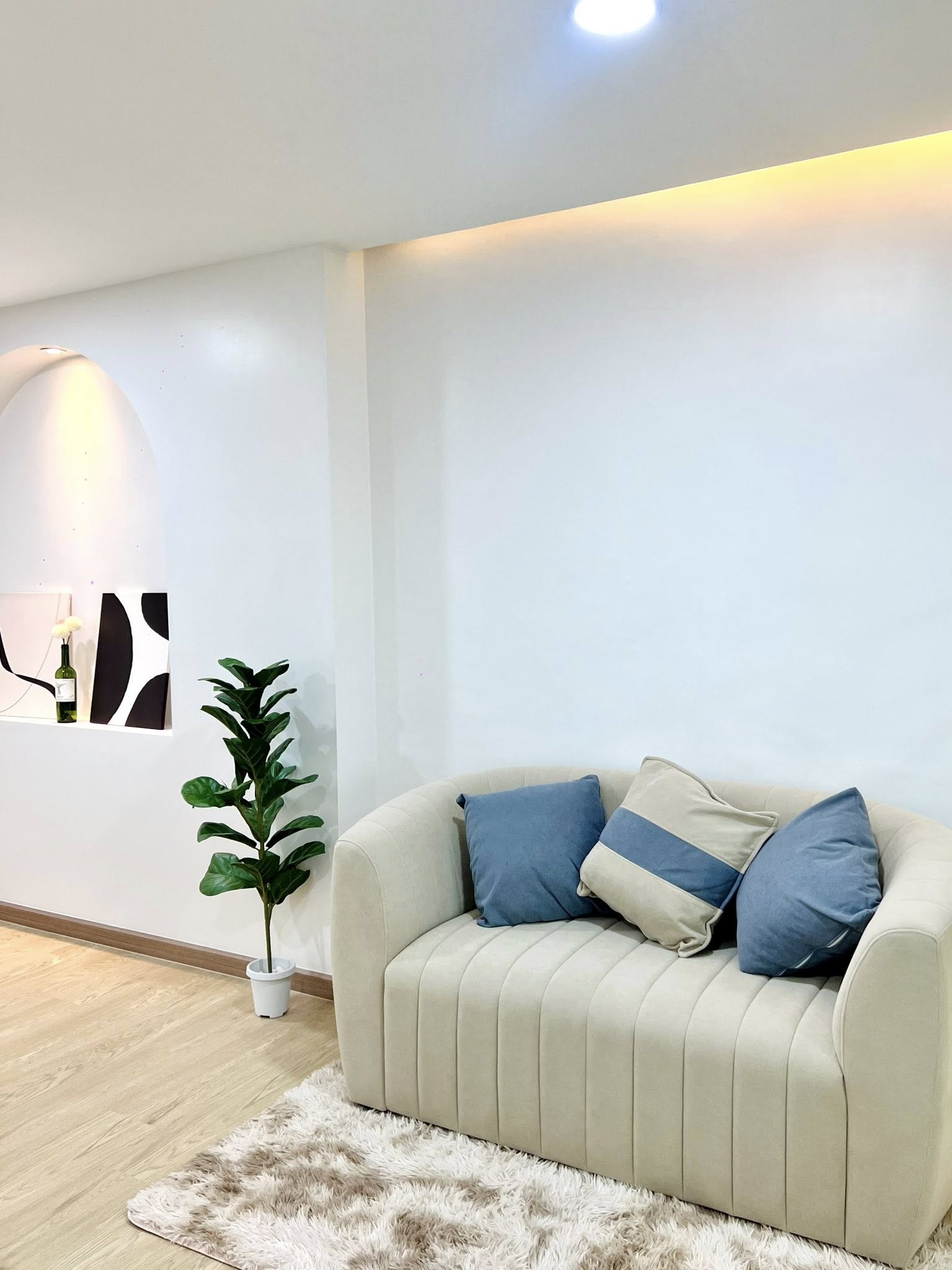 Pet-Friendly Condo! เลี้ยงสัตว์ได้ #ขายคอนโดต่ำกว่าล้าน รีโนเวทใหม่ เฟอร์ครบ พร้อมอยู่