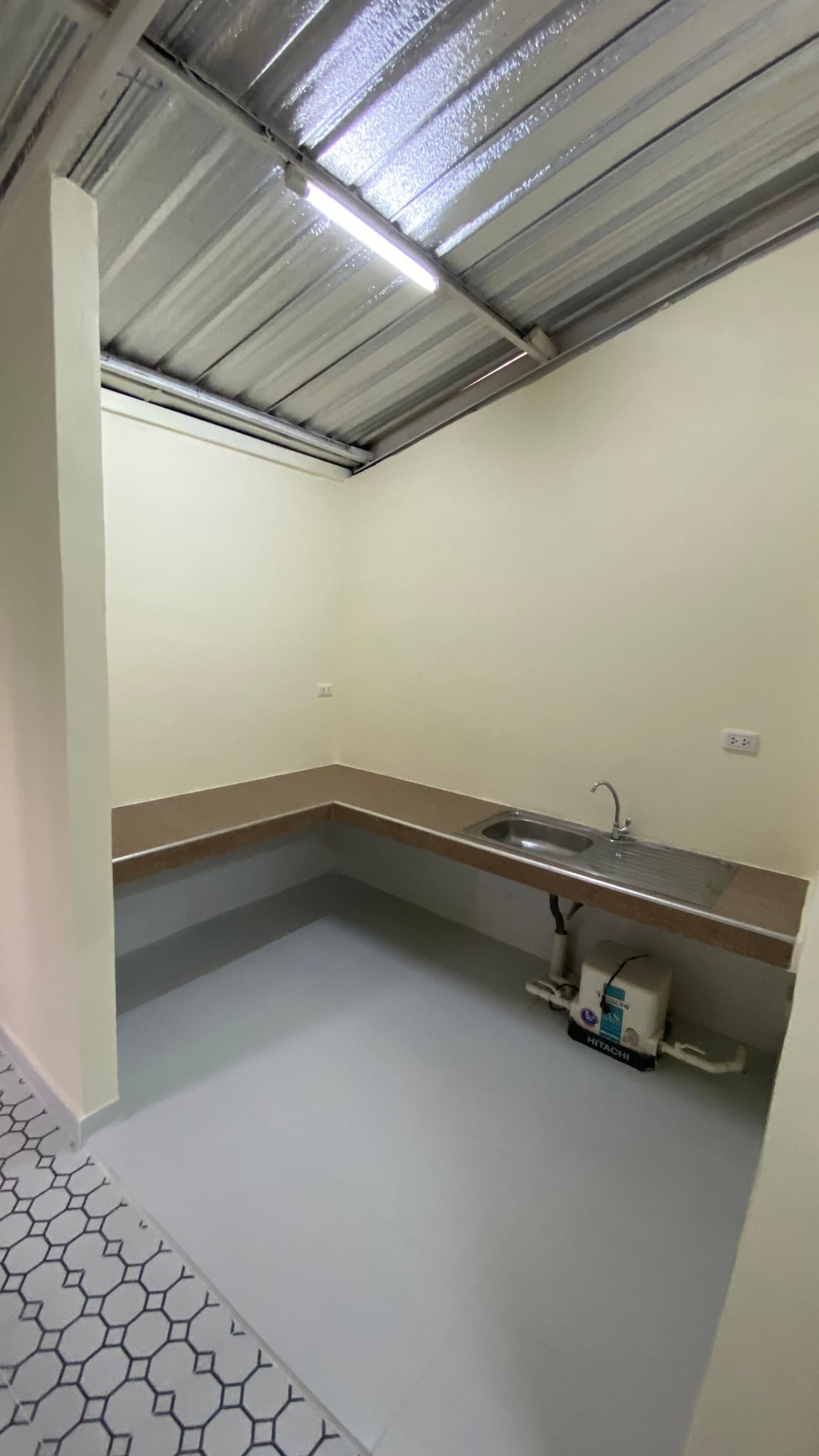 ขาย / ให้เช่า ทาวน์โฮม ,โฮมออฟฟิศ 3 ชั้น โครงการ Baan Klang Muang The Royal Monaco Srinakarin-Pattanakarn