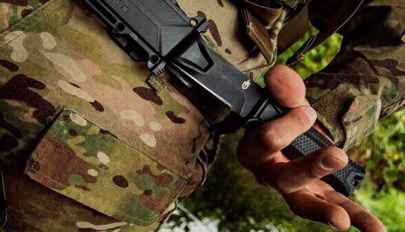 มีดใบตาย Gerber StrongArm Fixed 4.8" Black Combo Blade, Black Glass Filled Nylon Handles - 30-001060N