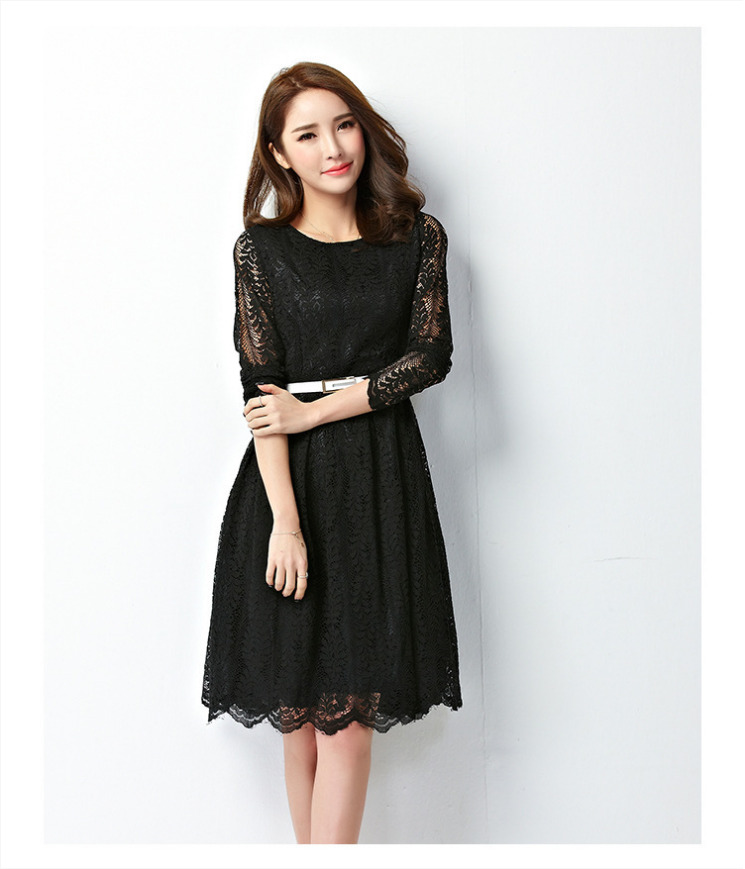 ชุดเดรสลูกไม้สีดำ แขนยาว กระโปรงทรงบาน แฟชั่นสาวออฟฟิศ ลุคเรียบร้อย สวยหวาน ดูดี