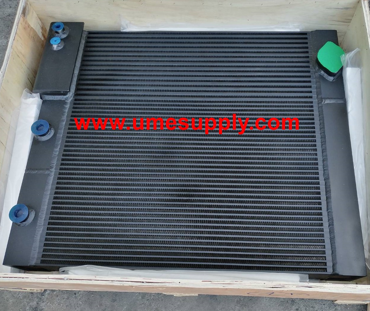 จำหน่าย Oil cooler Screw Air Compressor