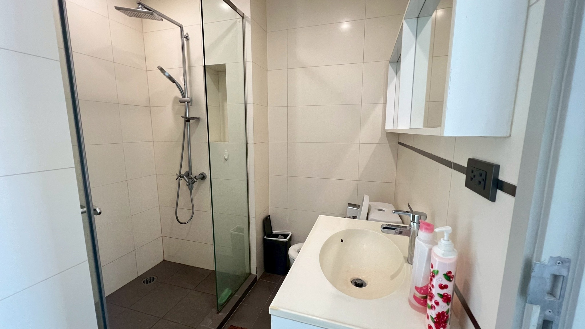 ให้เช่าคอนโด ไวน์ สุขุมวิท / For Rent WYNE Sukhumvit (English below)