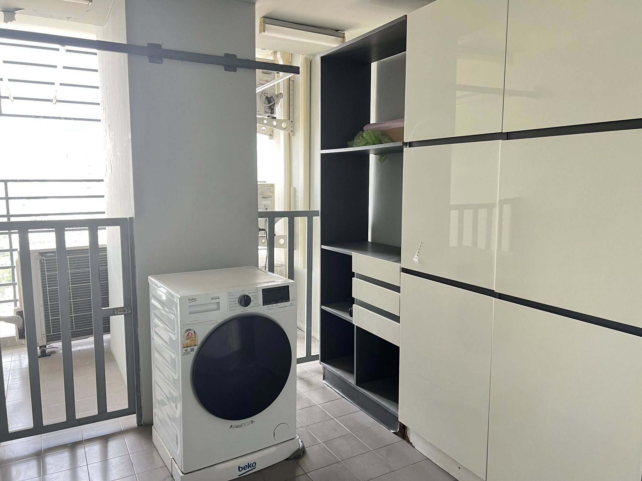 ให้เช่า / ขายคอนโด เบ็ล แกรนด์ พระราม 9 / For Sale Belle Grand Rama 9 (English below)