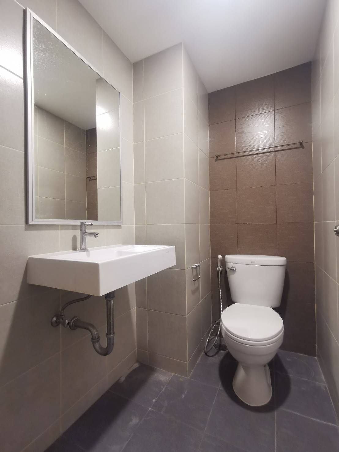 ให้เช่า ((ราคาถูก)) Lumpini Ville Ratburana - Riverview (ลุมพินี วิลล์ ราษฎร์บูรณะ ) 1 ห้องนอน 1 ห้องน้ำ ขนาด 23 ตร.ม.