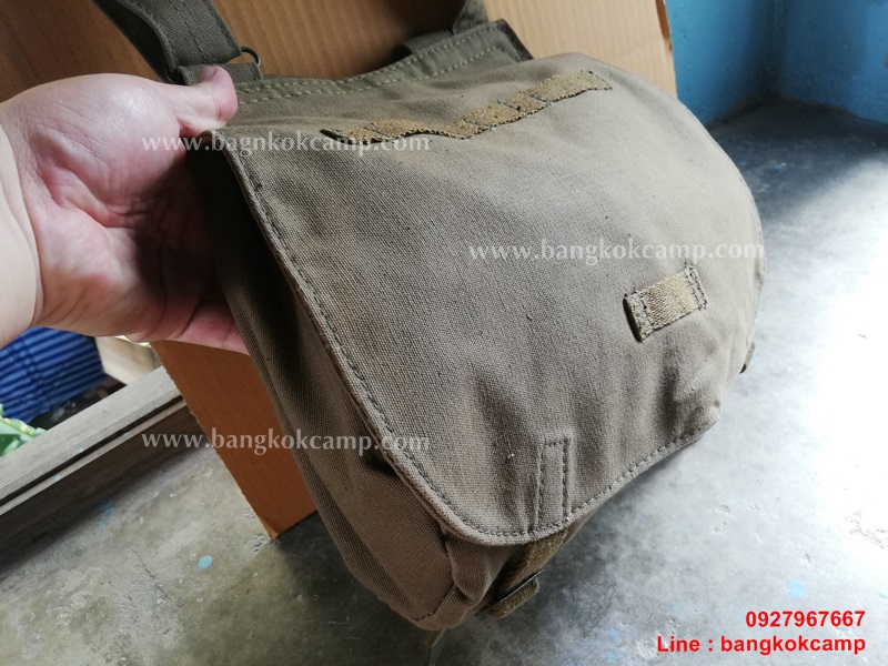 กระเป๋าทหารเชคโก กระเป๋าสะพาย ผ้าแคนวาส ของใหม่เก่าเก็บ สมบูรณ์ พร้อมใช้