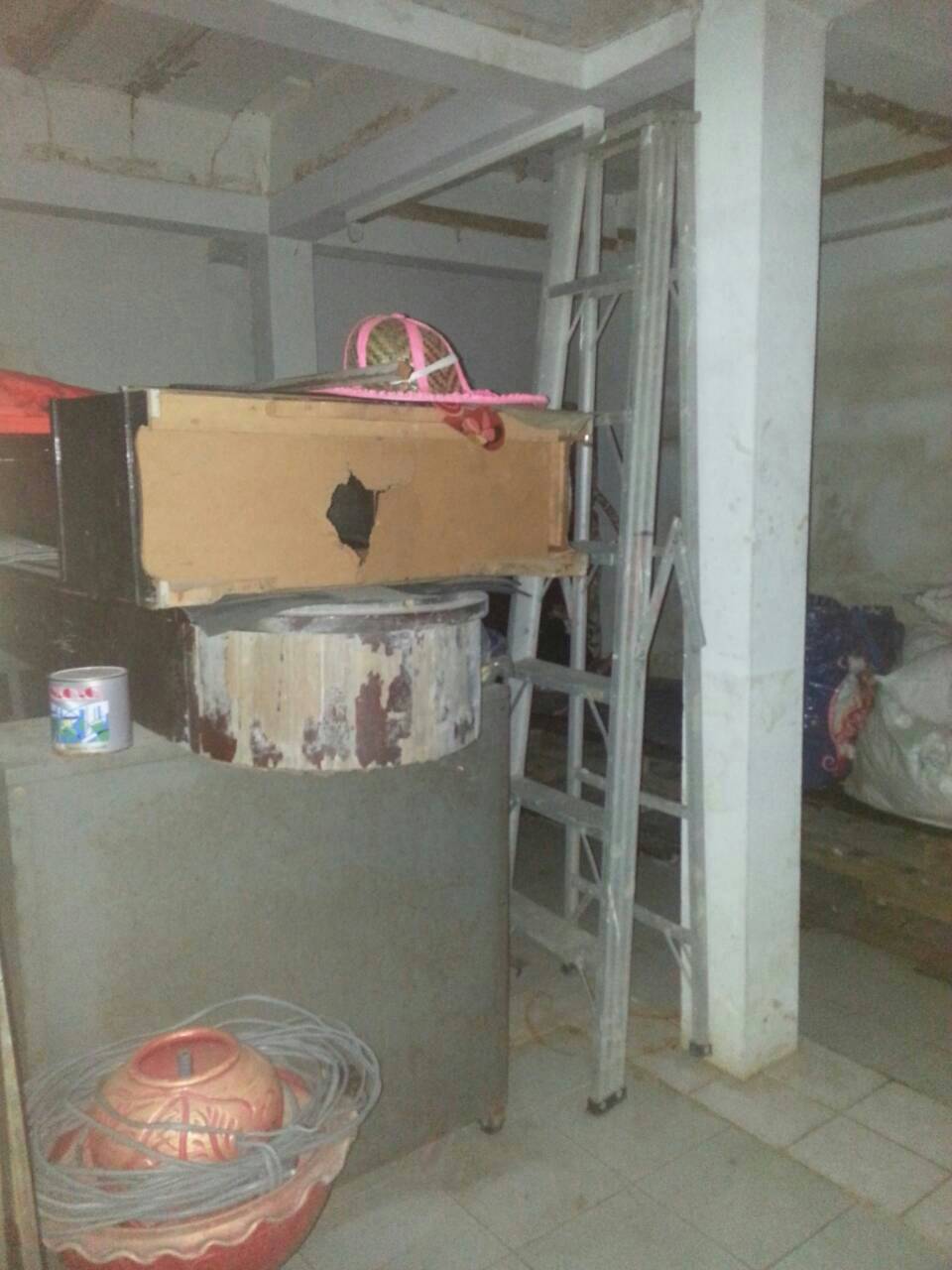 ขายทาวน์เฮ้าส์ 3 ชั้น 4 ห้องนอน 1 ห้องครัว 2 ห้องน้ำ พื้นที่ 30 ตร.ว