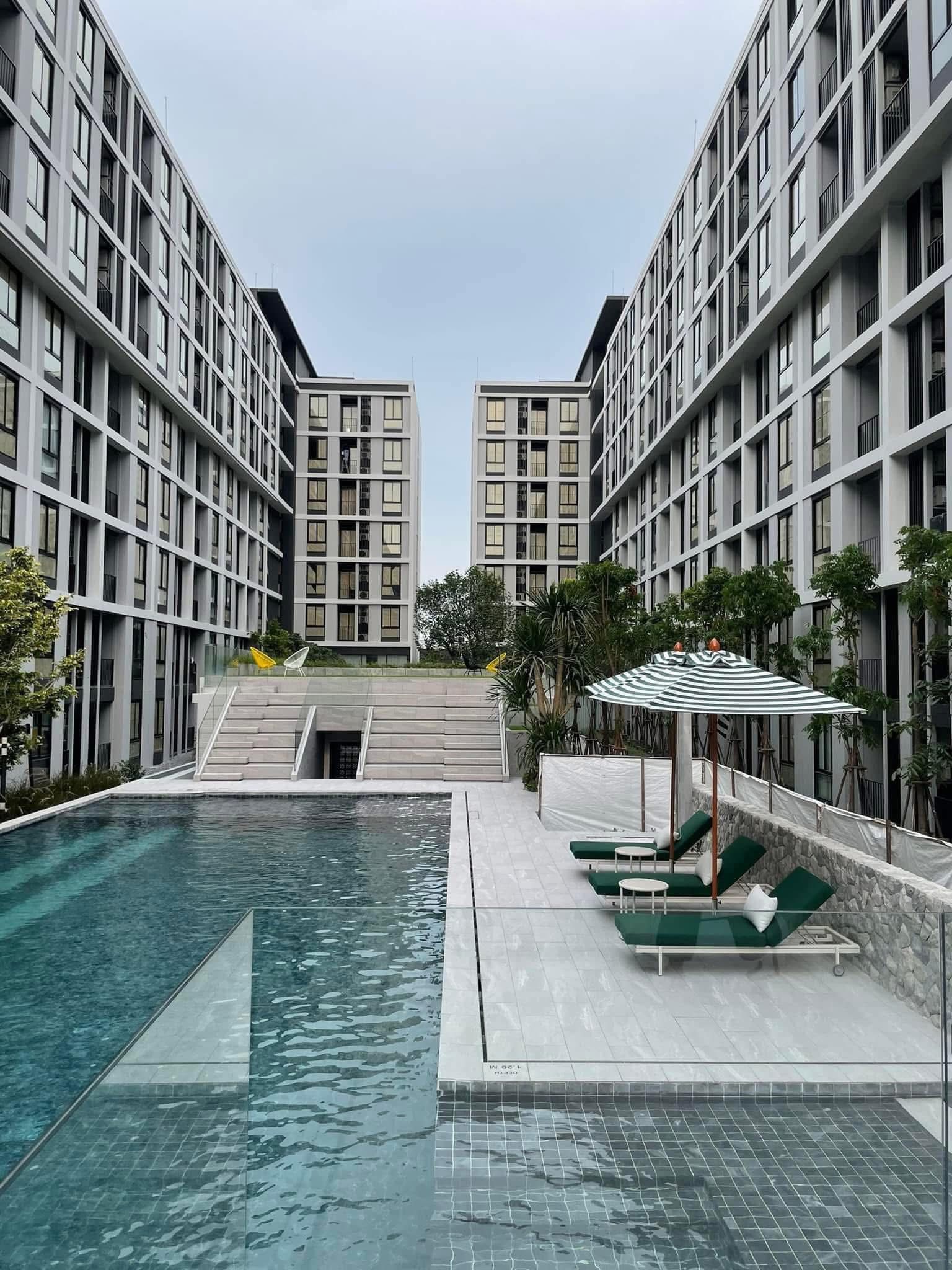 ให้เช่าคอนโด นิว ครอส คูคต สเตชัน / For Rent NUE Cross Khu Khot Station (English below)