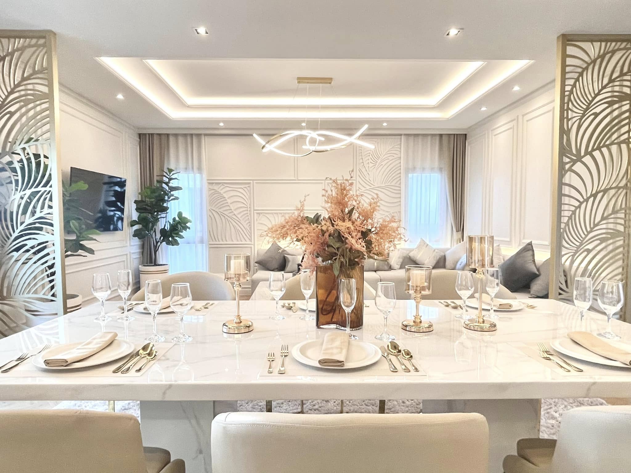 ให้เช่าบ้านเดี่ยว 2 ชั้น หมู่บ้าน THE CITY บางนา ✨ทำเลทอง✨ใกล้Mega Bangna และโรงเรียนนานาชาติชั้นนำ ห้องนอน : 6 ห้องนอน (รวมห้องแม่บ้าน) ห้องน้ำ : 7