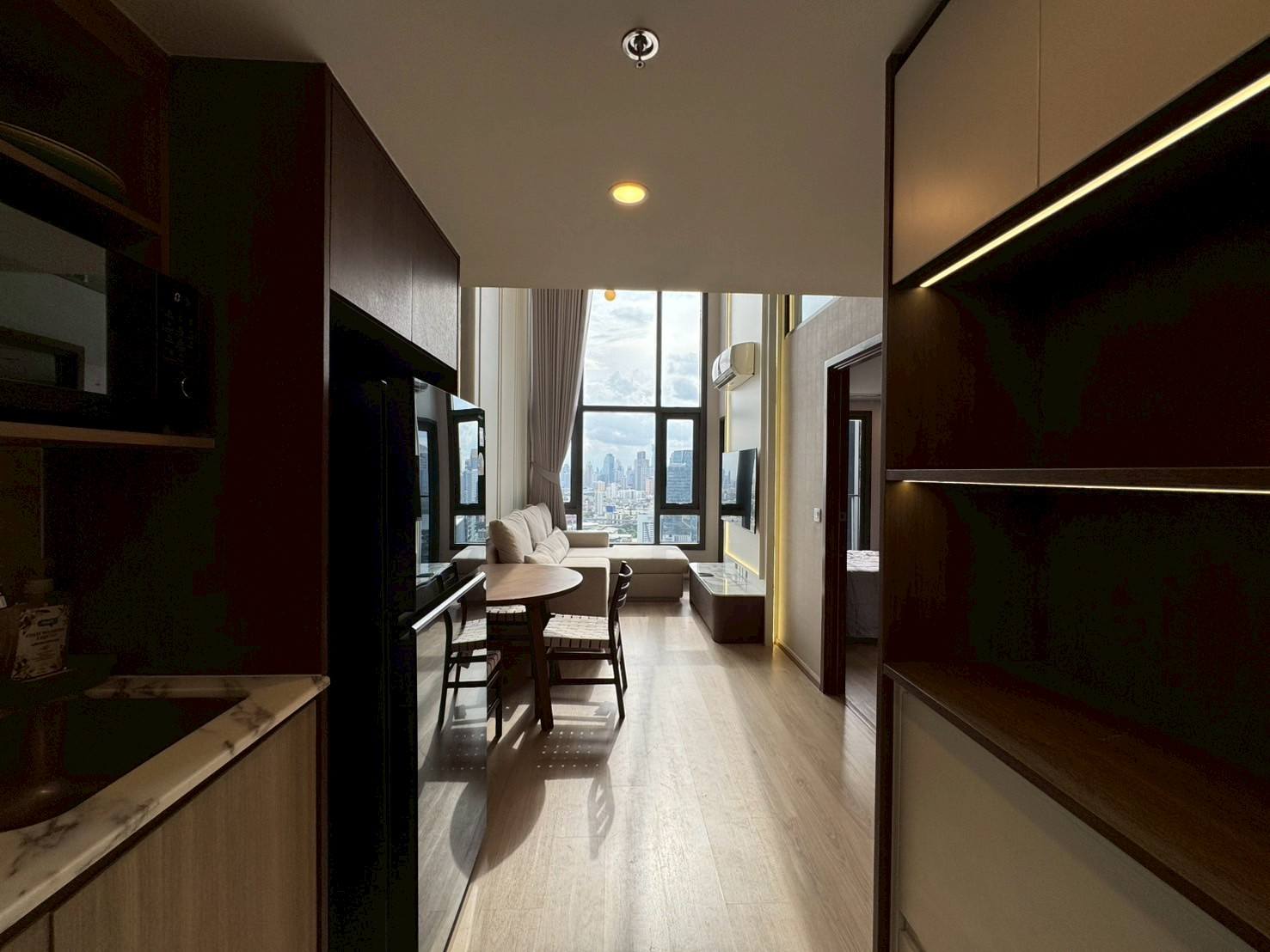 🏙️ 𝐅𝐨𝐫 𝐑𝐞𝐧𝐭 Condo Life Rama 4 – Asoke | ไลฟ์ พระราม 4 – อโศก