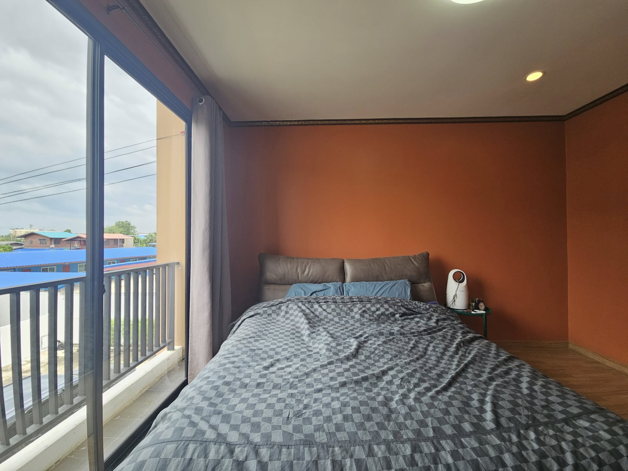 🌟 ให้เช่าทาวน์โฮม 2 ชั้น หมู่บ้านเวอร์รีเดี้ยน พร้อม – วัดลาดปลาดุก 🛏 2 ห้องนอน 2 ห้องน้ำ