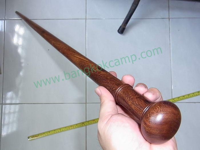 ไม้มงคลหายาก. ไม้ตะพด(ไม้แก่นมะขาม) ท่อนเดียวยาวตลอด ลายสวย ยาว 92ซม.