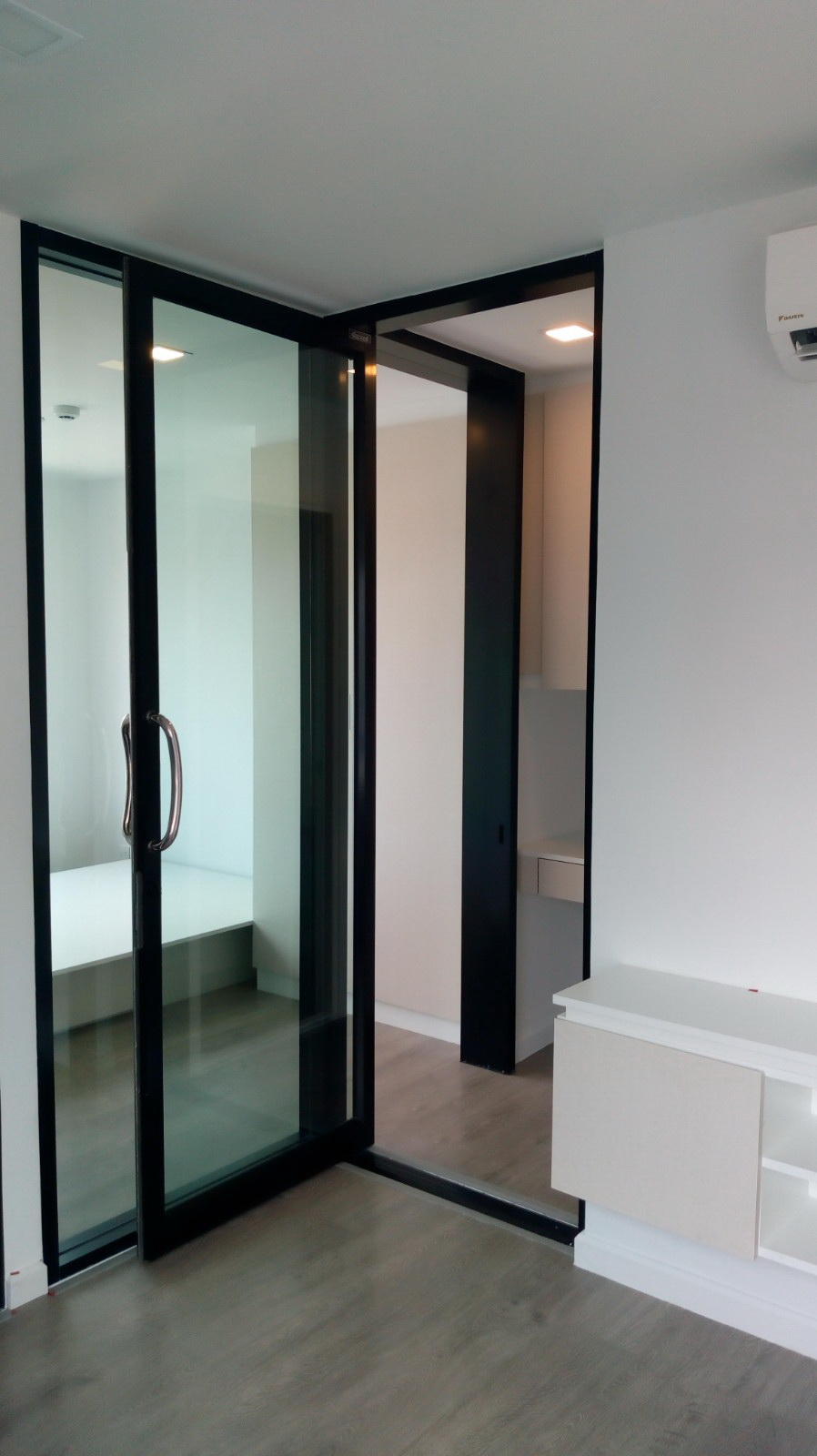 ขายดาวน์ด่วน คอนโด พอส สุขุมวิท 103 Pause Sukhumvit 103 1และ 2 ห้องนอน อาคาร A