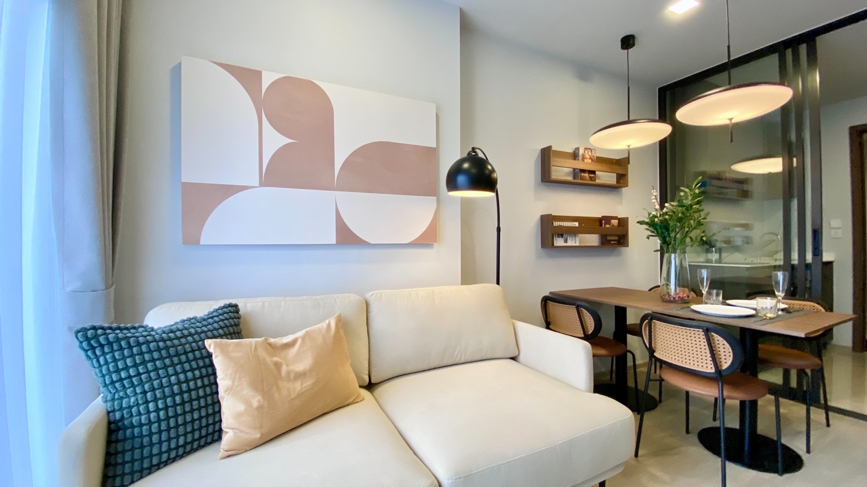 ให้เช่าคอนโด ไลฟ์ พหล–ลาดพร้าว / For Rent Life Phahon–Ladprao (English below)