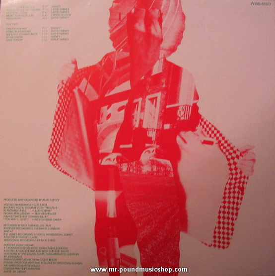 Leo Sayer - Living in A Fantasy