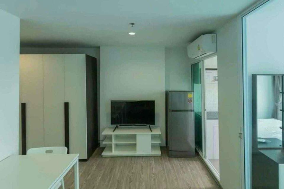 ด่วน ห้องมาเร็วไปเร็ว ให้เช่าคอนโดรีเจ้นท์โฮม บางซ่อน เฟส28 Regent Home Bangson Phase 28 ติดรถไฟฟ้า mrt บางซ่อน เฟอร์ครบ เครื่องใช้ไฟฟ้าครบ *มีเครื่องซักผ้า