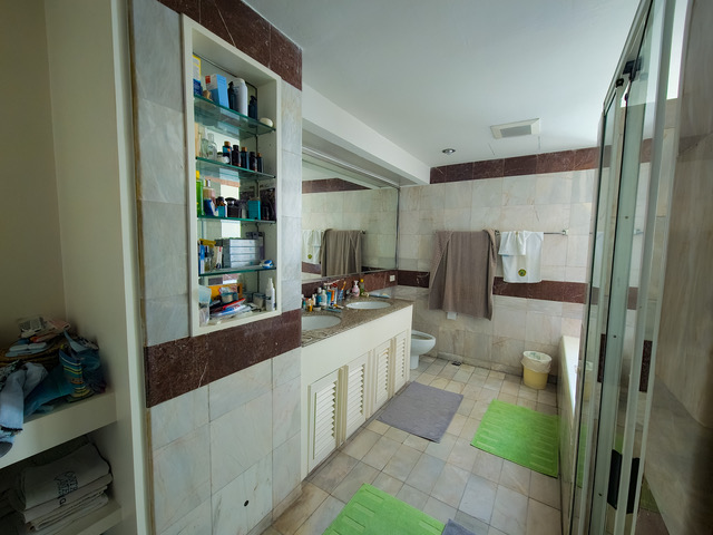 ให้เช่าคอนโด President Park Sukhumvit 24 : เพรสซิเด้นท์ พาร์ค สุขุมวิท 24 แบบ 3 ห้องนอน 3 ห้องน้ำ ขนาด 260 ตรม