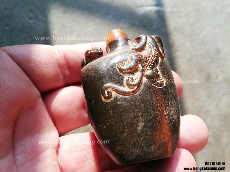 ขวดยานัตถ์ แกะจากเขาสัตว์ รูปสิงโตคู่ (9)