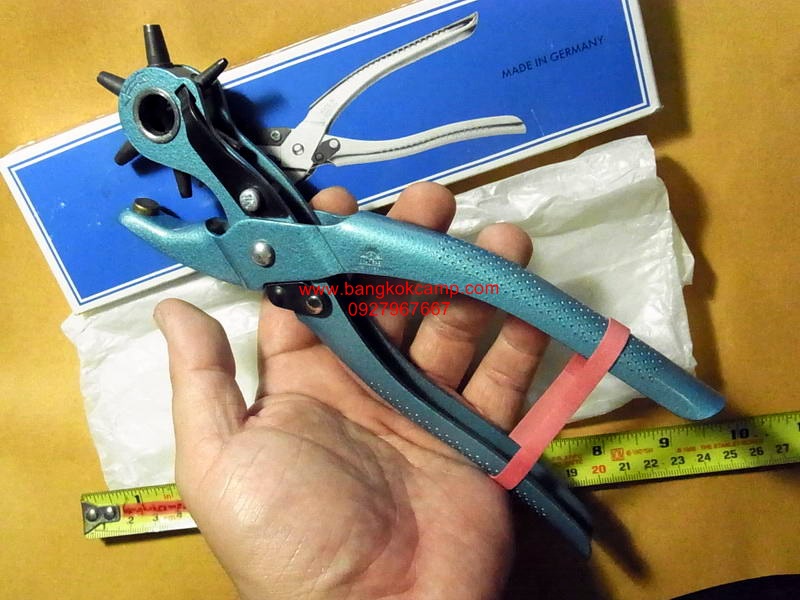 ที่เจาะเข็มขัดเยอรมัน ตราตา. SCHLIEPER Made in Germany ใหม่เก่าเก็บ