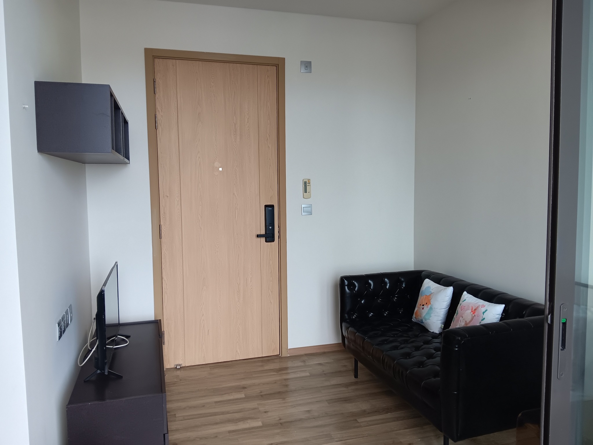 ให้เช่าด่วน! คอนโด The Line Jatujak-Mochit (เดอะ ไลน์ จตุจักร - หมอชิต) ห้องชั้น 33 วิวเมือง สวยสุด! พร้อมเข้าอยู่ทันที