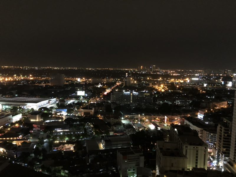 For rent The Emporio Place Sukhumvit 24 3+1 Bedroom 4 Bathroom 161 sqm. 34th floor. Fully furnished 150,000 Baht 1 year lease up to