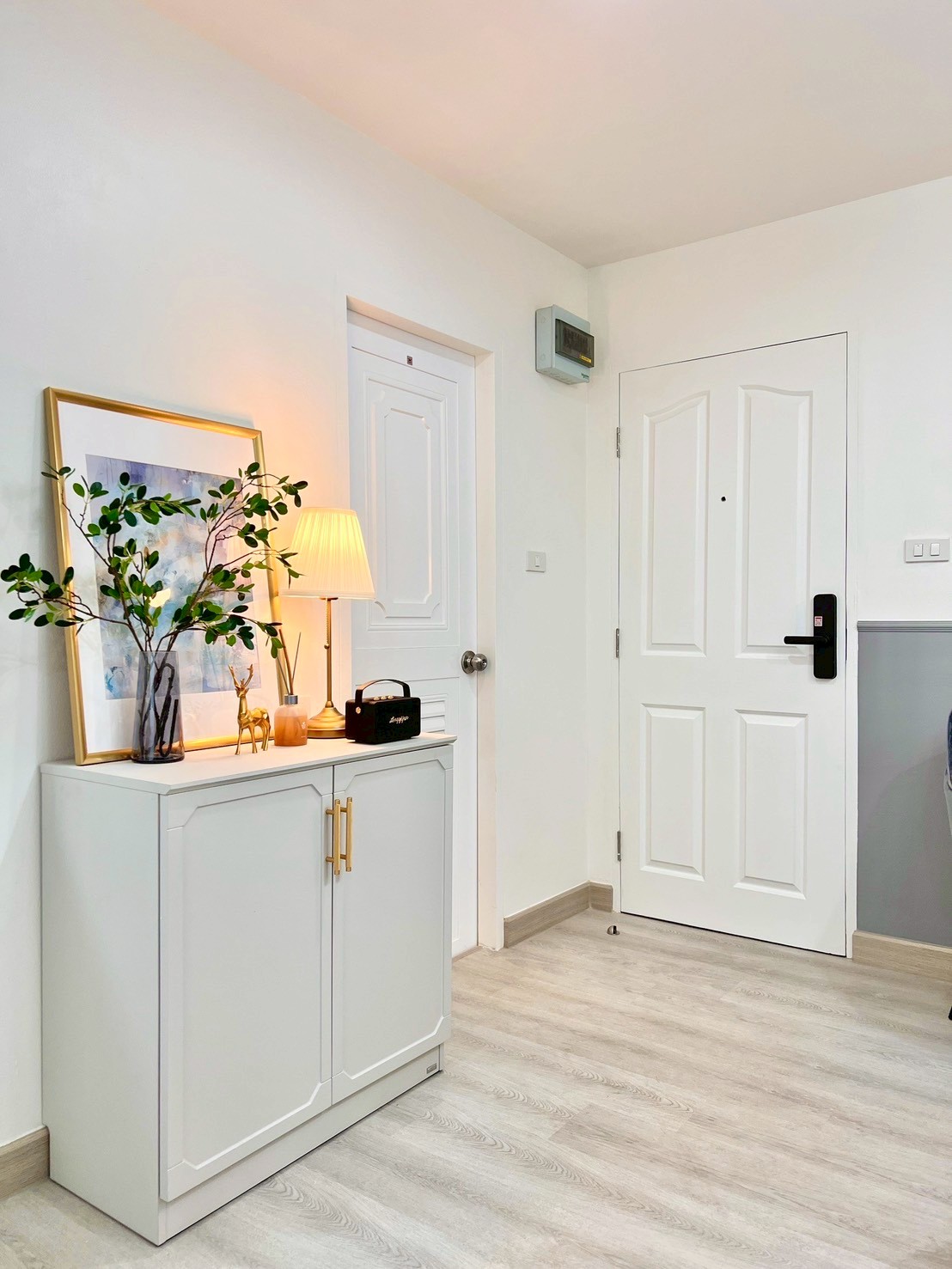 🔥 ขายด่วน! คอนโด Double U ลาดพร้าว-วังหิน (Double U Ladprao-Wanghin) 🔥 คอนโด Low-rise 8 ชั้น ทำเลดี เงียบสงบ เหมาะทั้งอยู่อาศัยและปล่อยเช่า