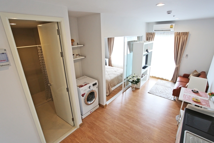 คอนโด พาร์คแลน @ รัชดา – วงศ์สว่าง The Parkland Ratchada-Wongsawang มีห้องให้เลือกหลายห้อง ราคาค่าเช่าตั้งแต่ 12,000 – 15,000 บาท/เดือน ห้องสตูดิโอ 1 ห้องนอน ชั้น วิว เลือกได้ตามต้องการ