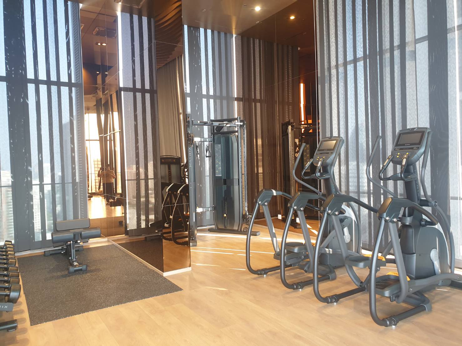 ให้เช่าคอนโดหรูย่านพร้อมพงษ์ ห้องใหม่ เพิ่งแต่งเสร็จ Noble Around 33 (โนเบิล อราวน์ เทอร์ตี้ทรี)