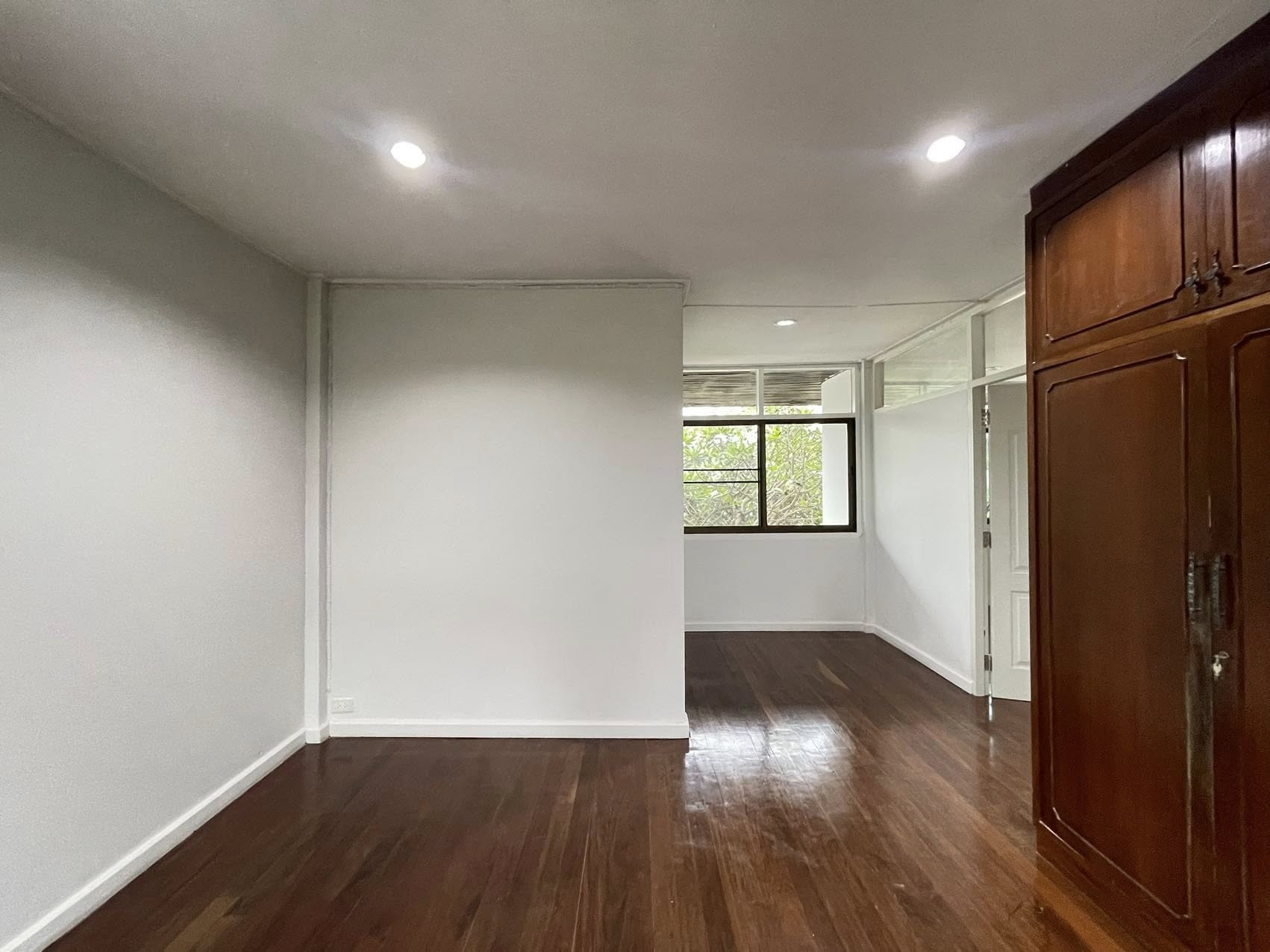 ให้เช่าบ้านเดี่ยว รัชดาภิเษก ซอย 19 / For Rent Single House Ratchadaphisek Soi 19 (English below)