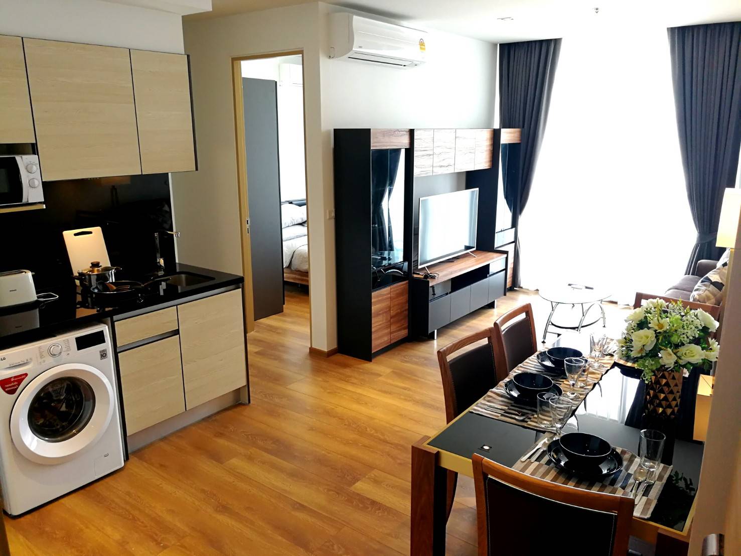 ให้เช่าคอนโด Park 24 (พาร์ค 24) 2 ห้องนอน 1 ห้องน้ำ ชั้น 26 ขนาด 54 ตรม