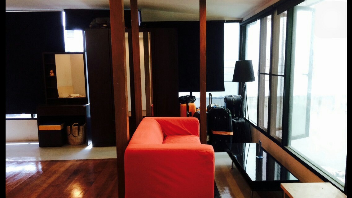 รหัสทรัพย์ 66466 ให้เช่าบ้านเดี่ยว สุขุมวิท 36 ,พระราม 4 ใกล้ตึกมาลีนนท์ 4 ห้องนอน 4 ห้องน้ำ 2 ห้องนั่งเล่น 2 ห้องครัว พื้นที่ใช้สอย 220 ตร.ว จอดรถได้ 8 คัน อนุญาต ให้เลี้ยงสัตว์ได้