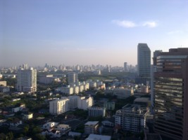 คอนโดนที่ให้เช่า : Rhythm รัชดา-ห้วยขวาง 1 ห้องนอน พื้นที่: 45 ตารางเมตร ชั้น: 23 ให้เช่าพร้อมเฟอร์นิเจอร์