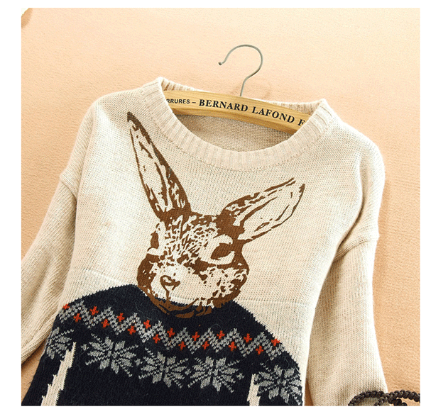 fashion เสื้อกันหนาวไหมพรม ลายกระต่าย คอกลม สีเบจ ใส่เที่ยว น่ารักๆ