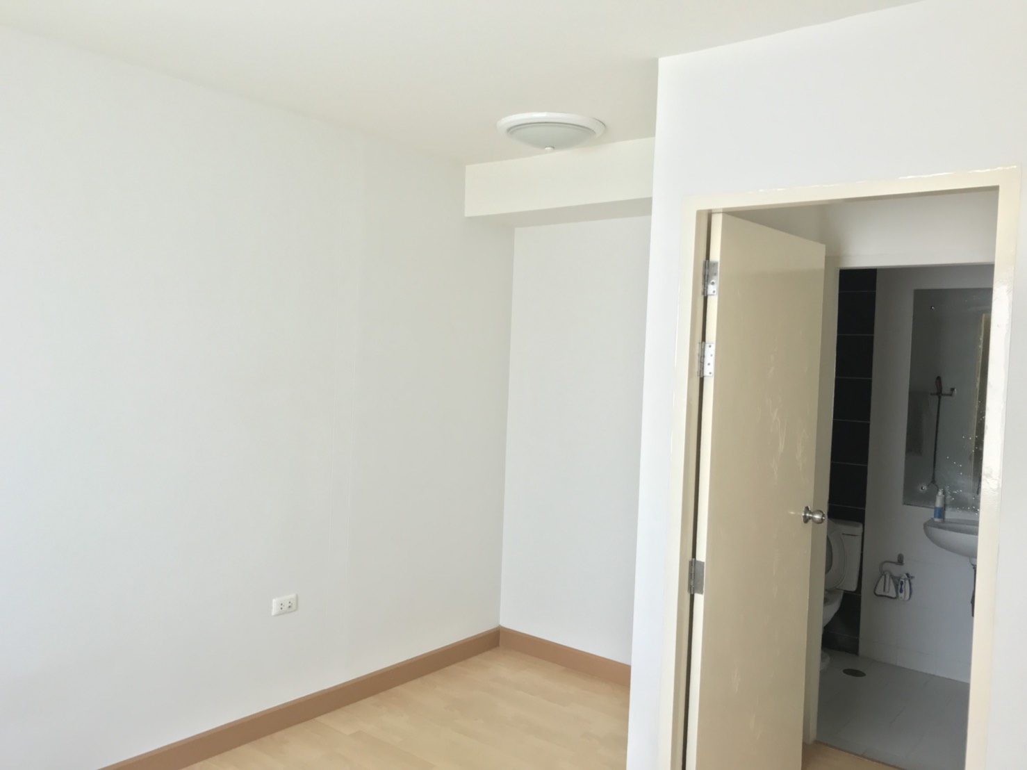 ขายคอนโด Smart Condo @ Rama 2 (สมาร์ท คอนโด พระราม 2) ซอยบางขุนเทียน16 ถนนพระราม2