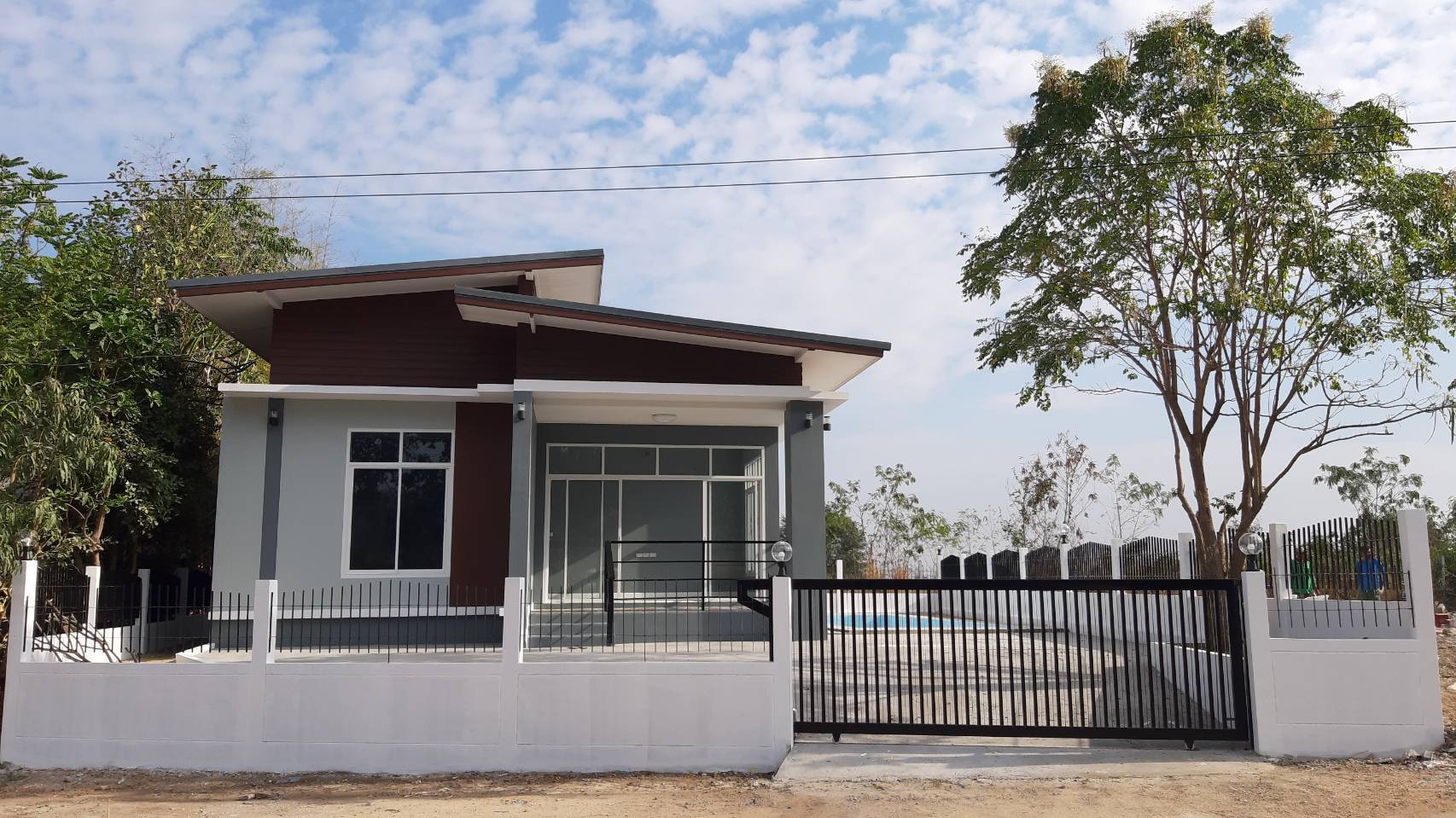 ขายบ้านเดี่ยวชั้นเดียวสร้างใหม่ เขาใหญ่ วิวสวย วิวภูเขา ทำเลดีห่างโบนันซ่า เขาใหญ่ 300 ม